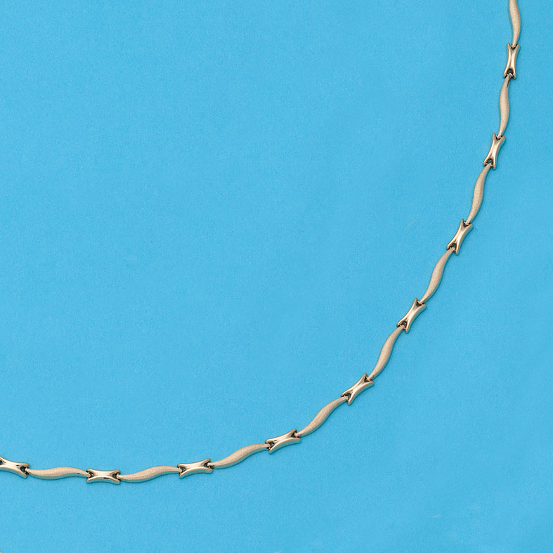 COLLAR TROQUELADO ORO 18KL