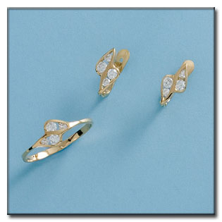 PENDIENTES EN ORO DE 18KL CIRCONITAS