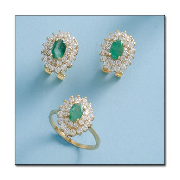 PENDIENTES EN ORO DE 18KL ESMERALDA FINA
